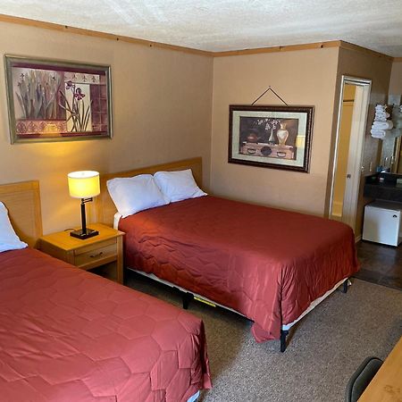 Whitney Portal Hotel And Hostel Лон Пайн Екстериор снимка